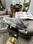 Женские кроссовки нью беланс New Balance 9060 Grey Black White [36-41]