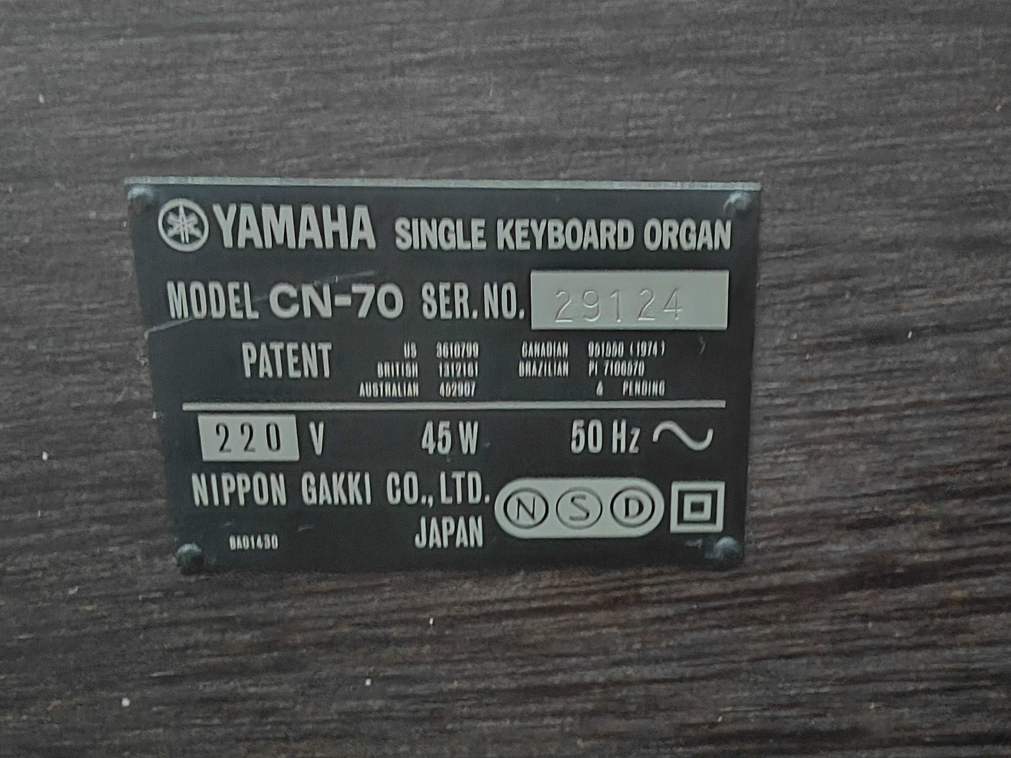 Orgão + Banco YAMAHA, modelo CN - 70