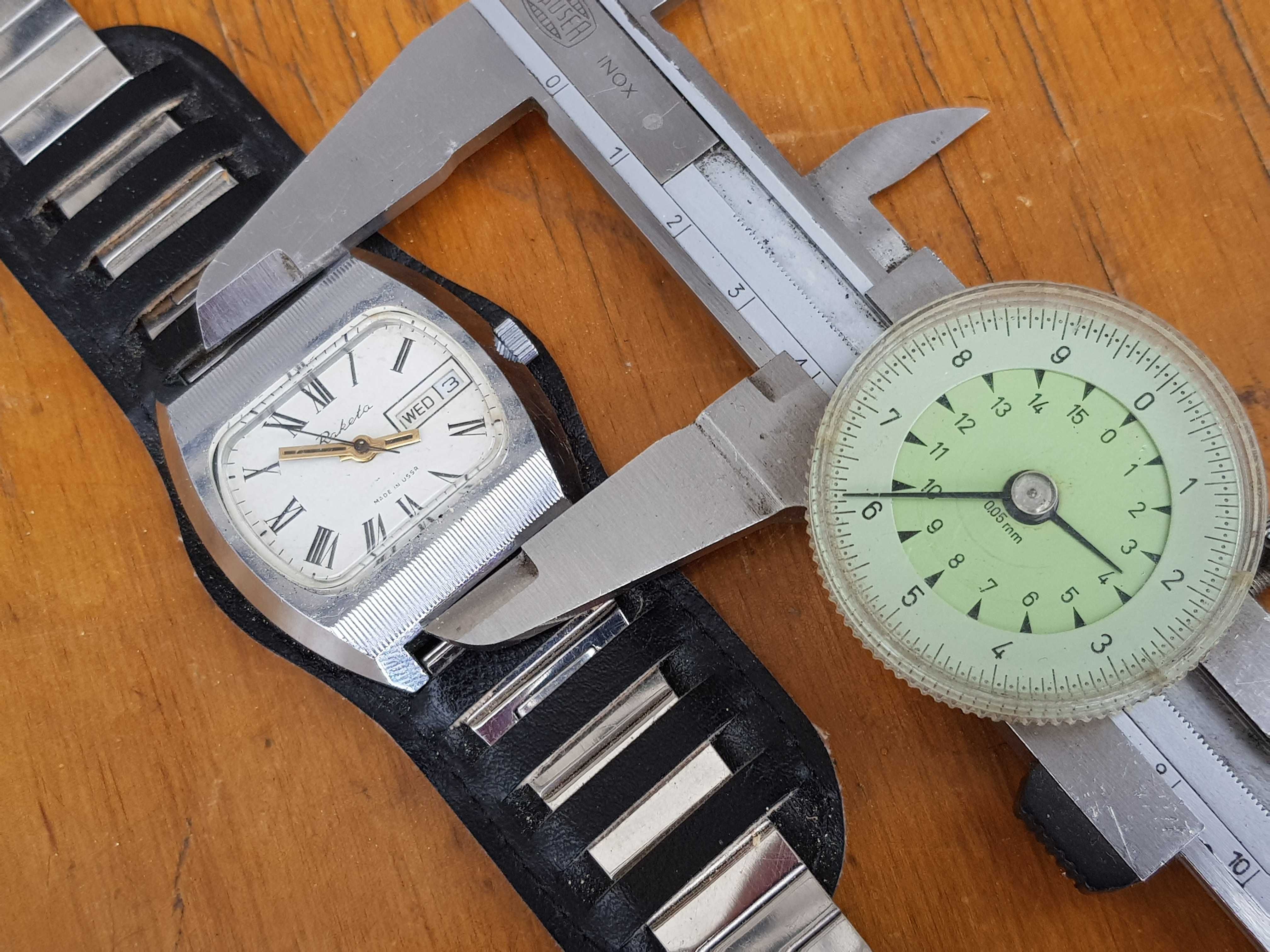 Stary nakręcany zegarek Raketa telewizorek z kalendarzem