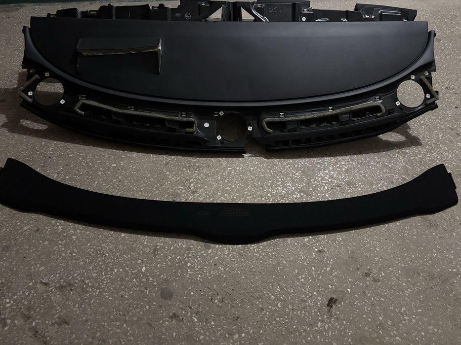 Накладка під колонки торпеда tesla model 3