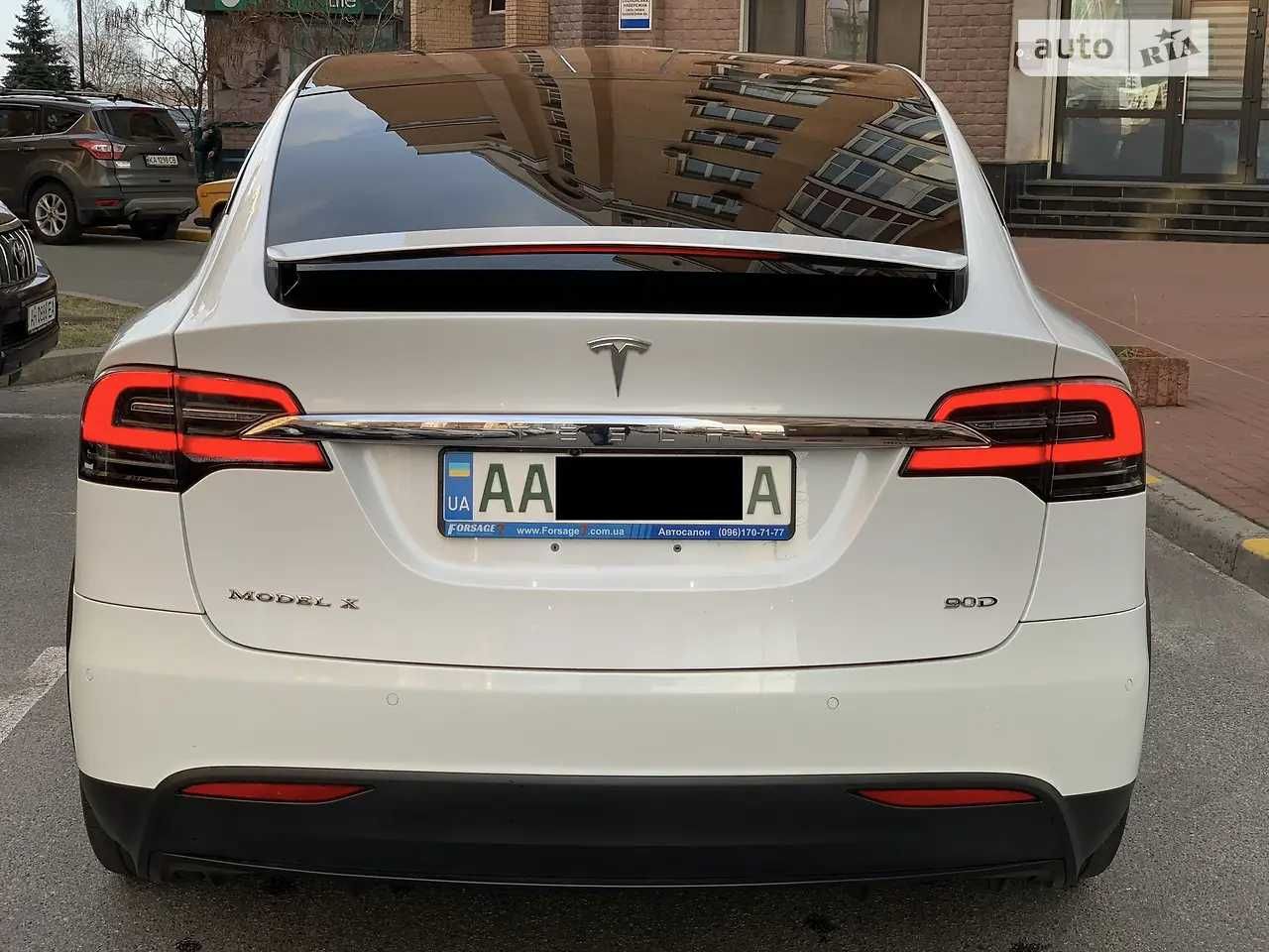 Продам Tesla Model X 90D, 2016, в рассрочку