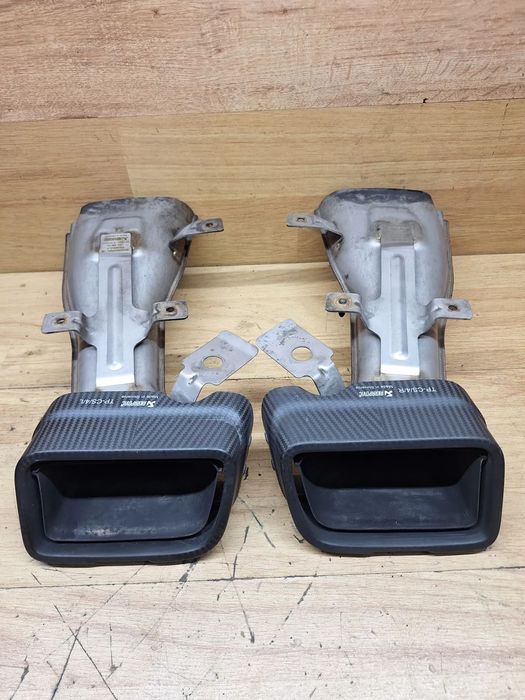 Koncówki wydechu ujlad wydechowy renault clio IV RS lift trophy Akrapović