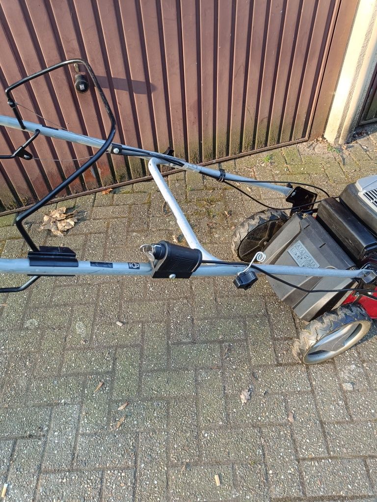 Kosiarka z napedem einhell GP170-D 173cm3