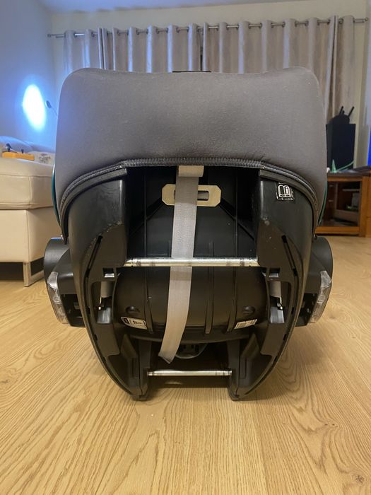 Britax Romer Baby-safe iSense fotelik samochodowy z bazą w zestawie