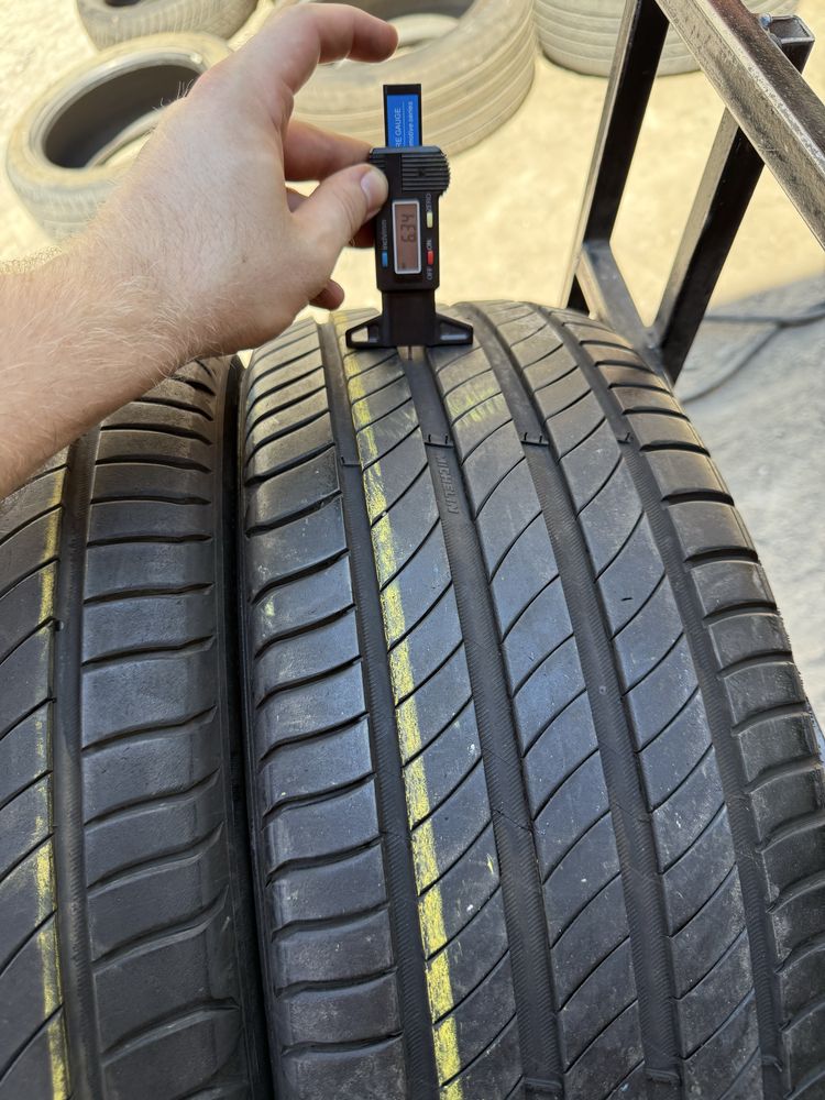Шины БУ 215 50 R 17 Michelin Primacy 4+ резина лето