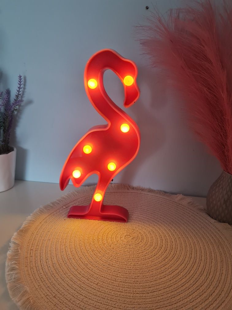 Stojąca lampka flaming na baterie