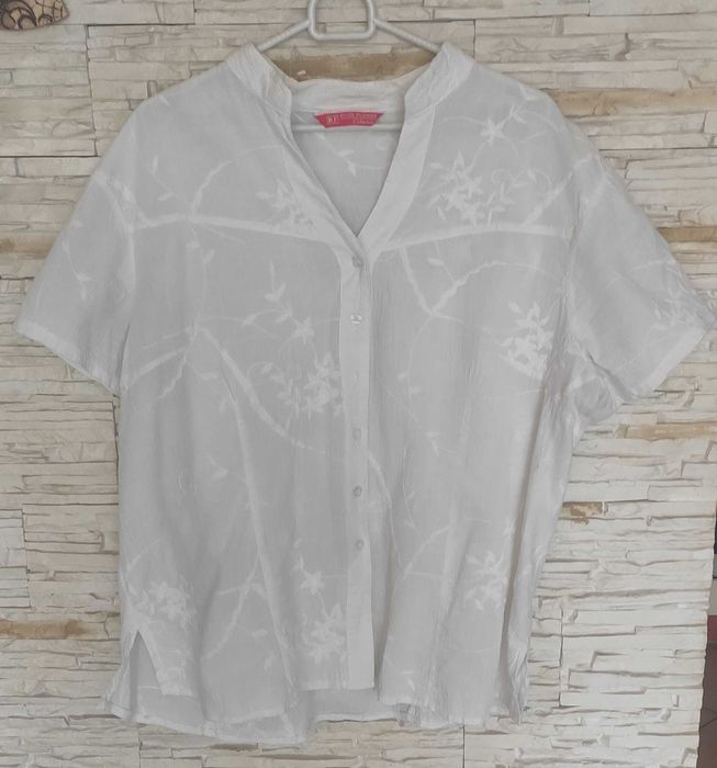 Bluzeczka biała z białym haftem