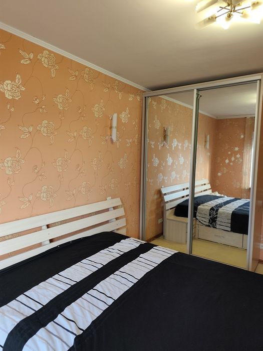 Сдам 2 х к.кв.на Космосе