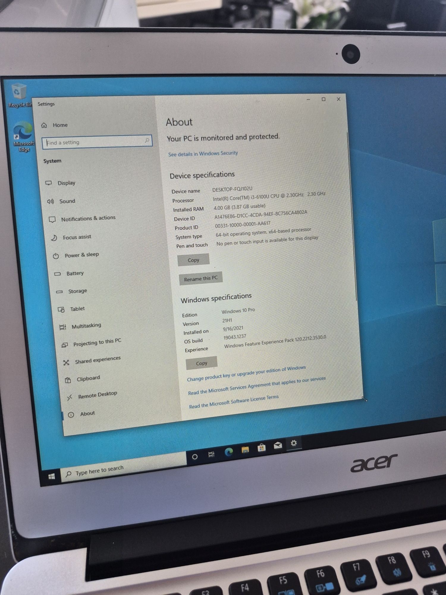 Laptop Acer Swift 3 4gb ram, intel i3 6100U