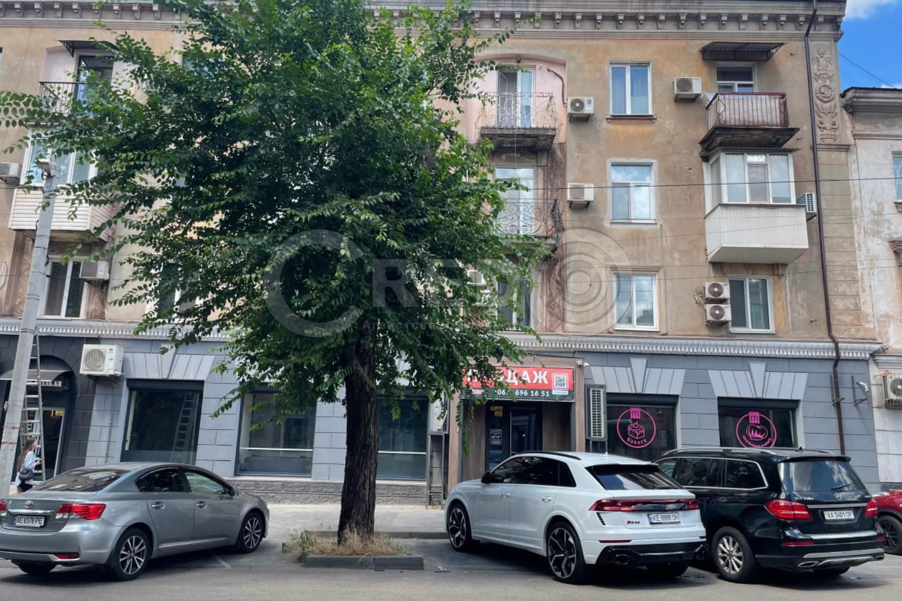 Оренда магазину в історично-діловому центрі міста, вул.Комерційна