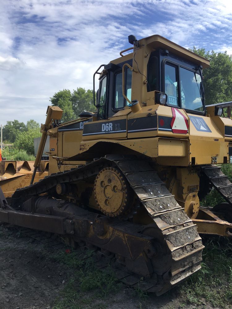 Бульдозер CAT D4 D6