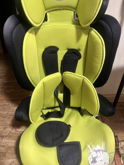 Автокрісло дитяче