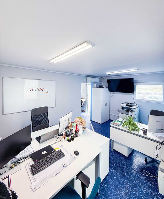 Do wynajęcia biuro z ogrodem i parkingiem 70m2