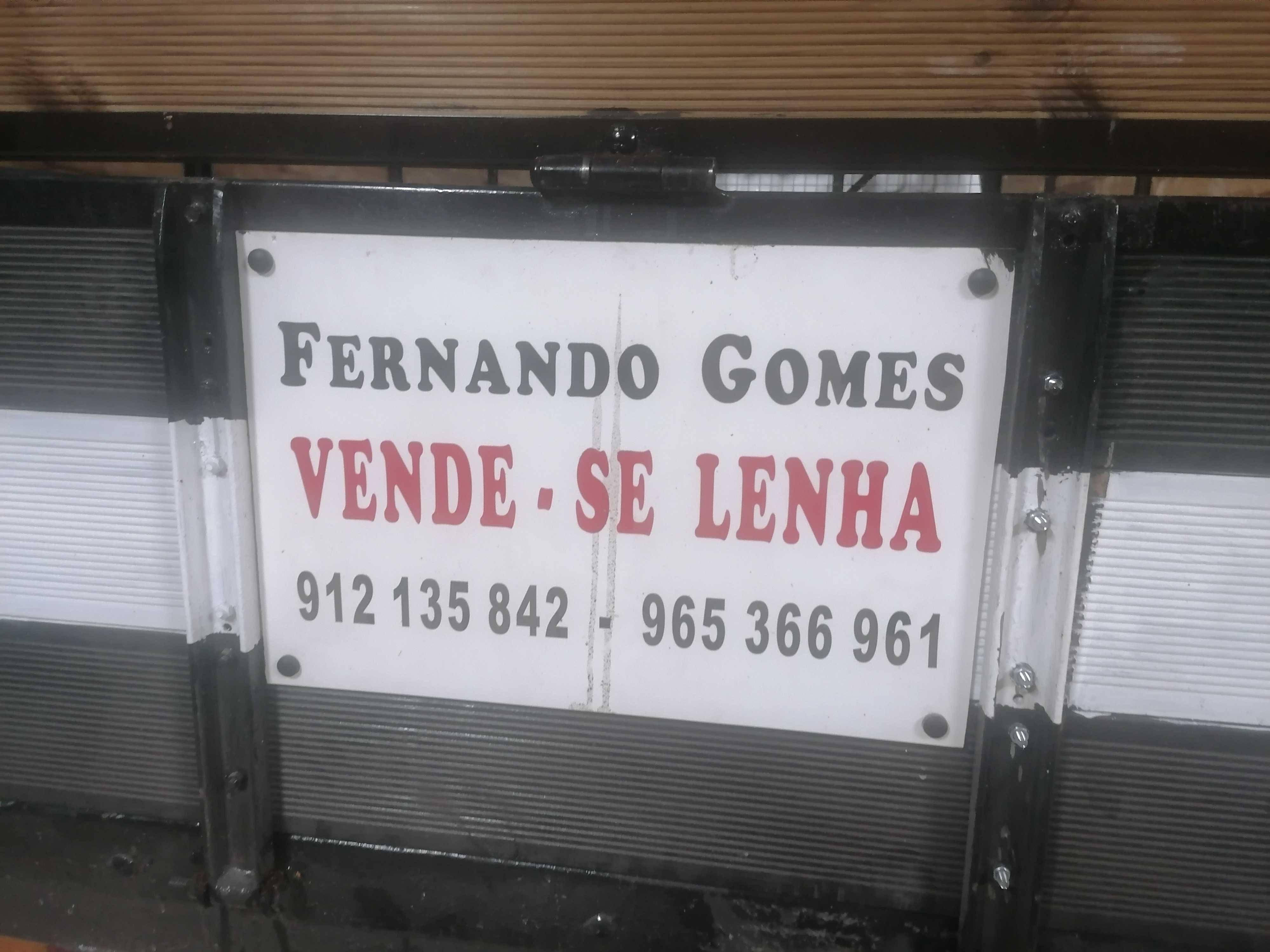 Vende se lenha de várias qualidades