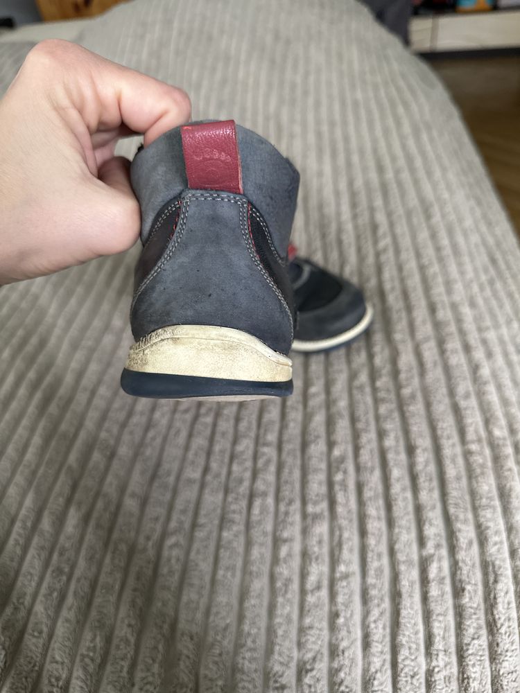 Buty dla chlopca Memo r 32