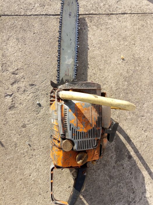 Piła spalinowa radziecka Tajga