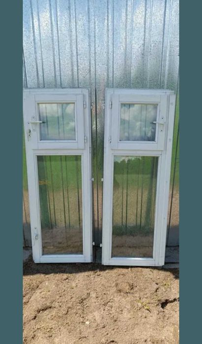 Okna drewniane dwuszybowe z lufcikiem