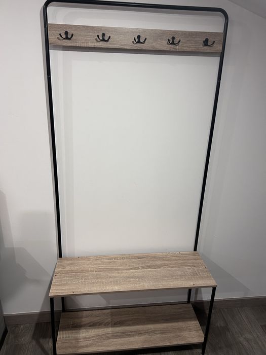 Suporte de cabide com sapateira