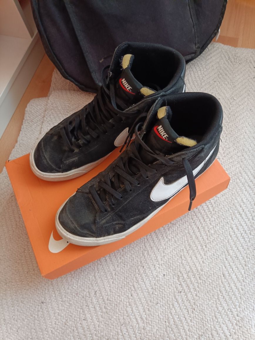 Nike blazer mid 77