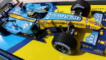 Miniatura 1/18 Fernando Alonso, campeão do mundo 2006 GP do Brasil