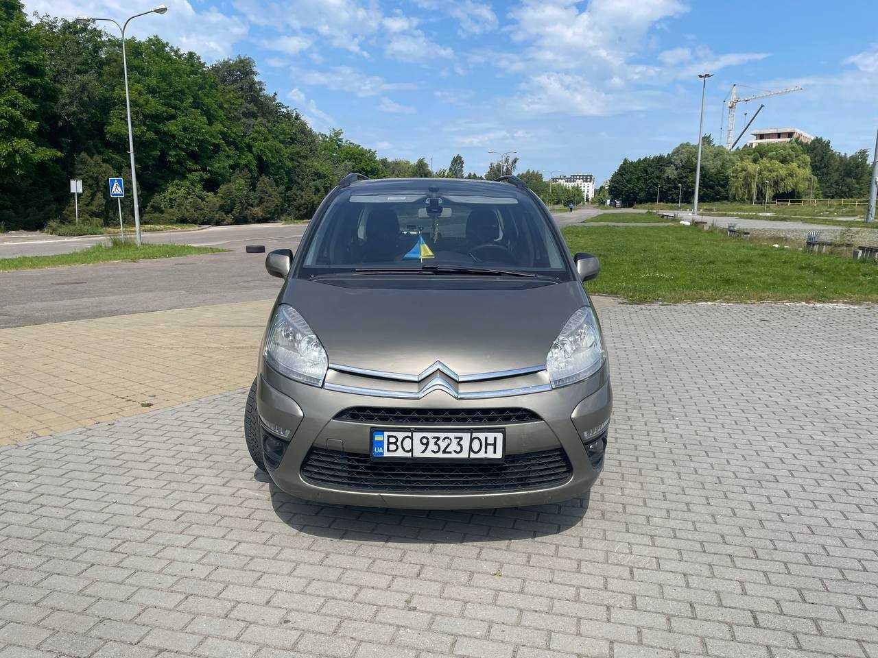 Авто Сітроен Гранд Пікасо