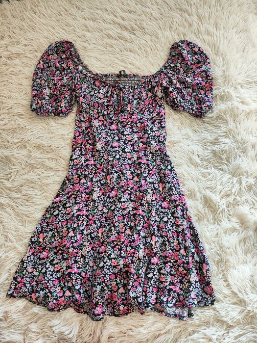 Sukienka mohito 32 XXS letnia sukienka z bufiastymi rękawami