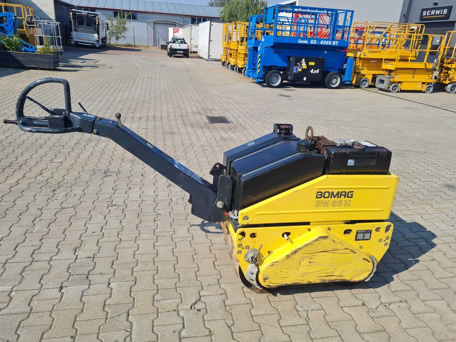 Walec prowadzony Bomag BW65 H, 710 kg, rok 2005
