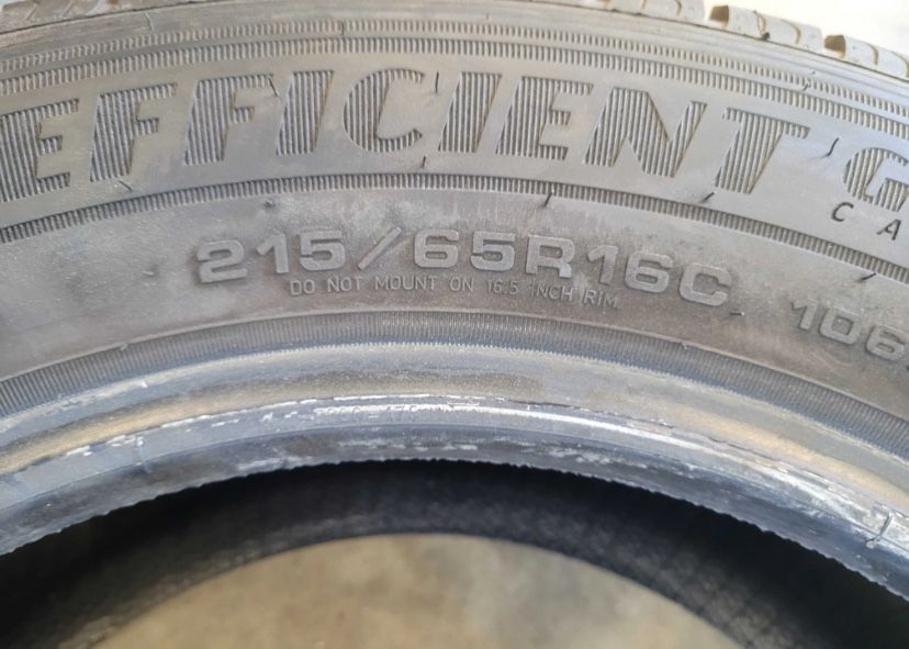 215 65 r16 c Goodyear