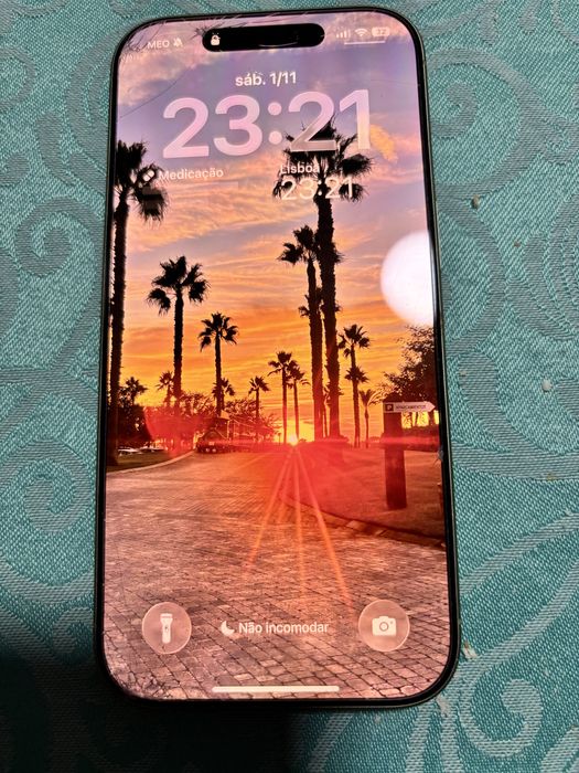 Iphone 17 ecra partido