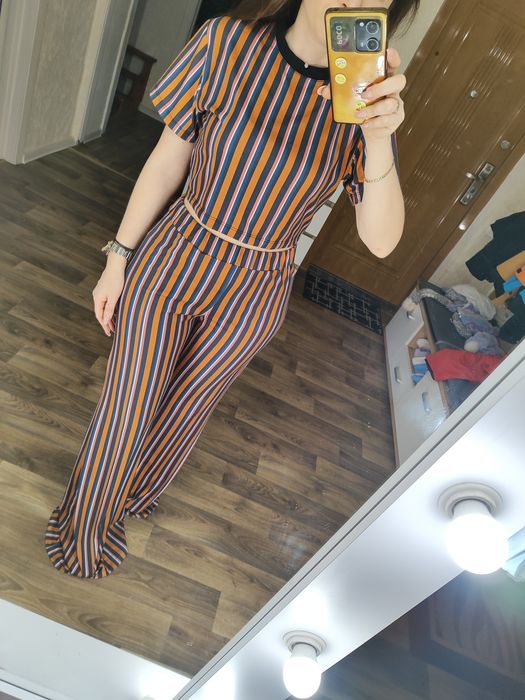 Розовый теплый спортивный костюм, костюм в полоску топ и палаццо, пижа