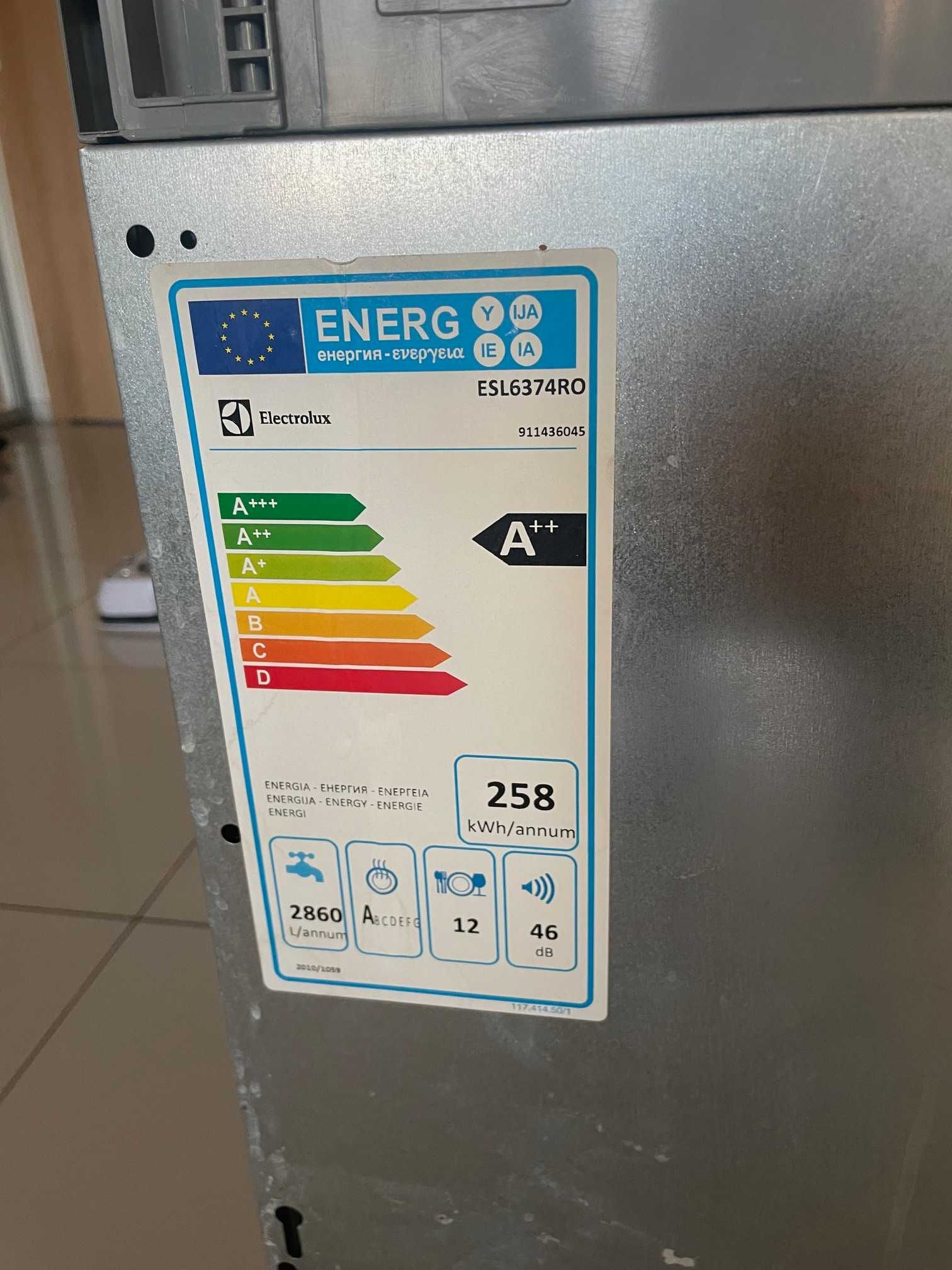 Zmywarka Electrolux ESL6374RO, do zabudowy