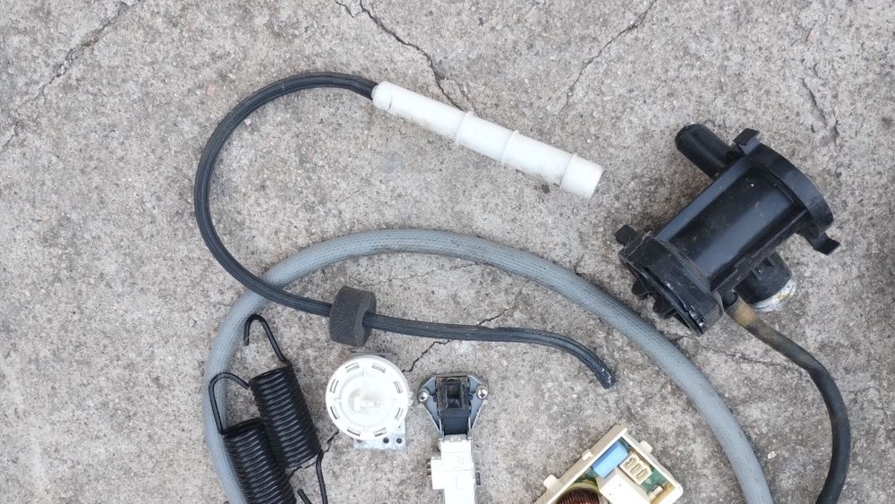 Деталі пральної машинки lg f1068