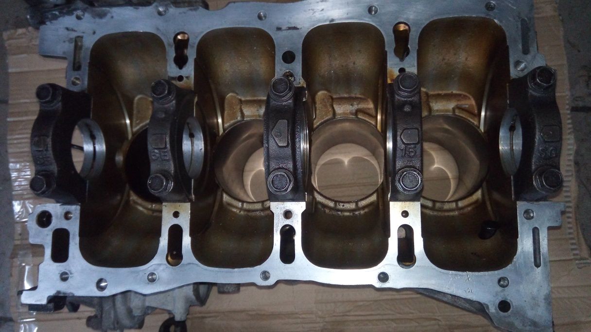 Blok silnika Dodge, Chrysler, Jeep 2.0 16V ECN. benzyna VVT