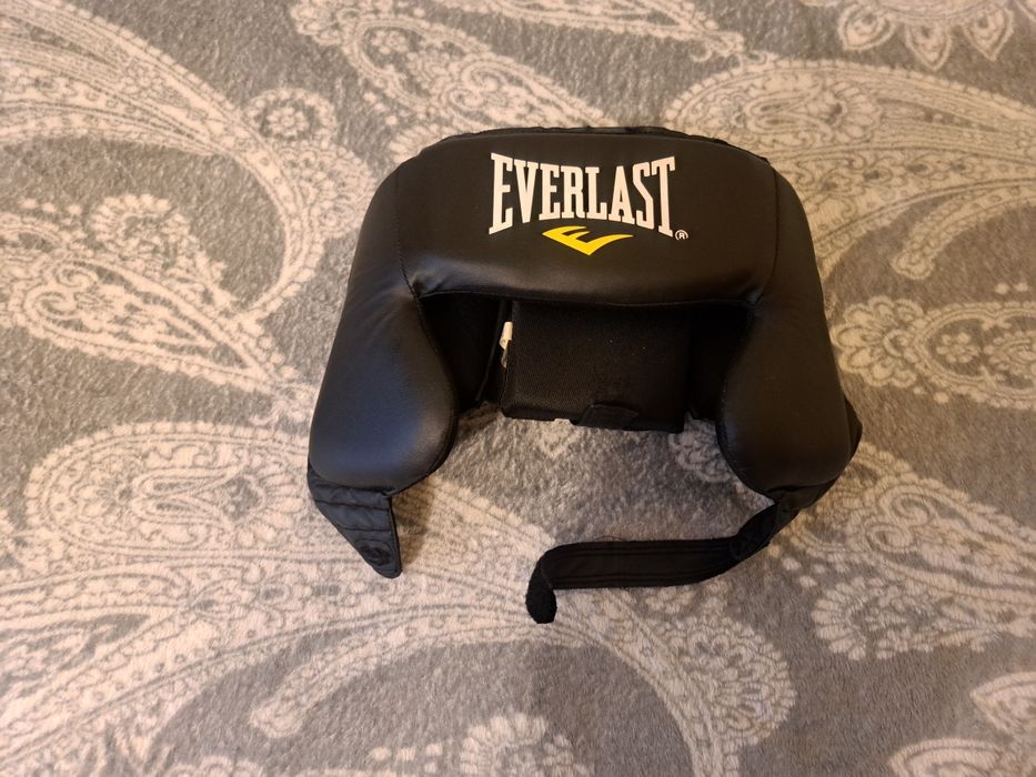 Продам шолом боксерський підлітковий