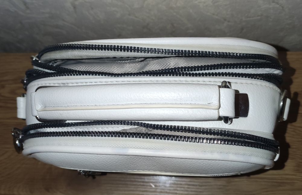 Сумка клатч біла