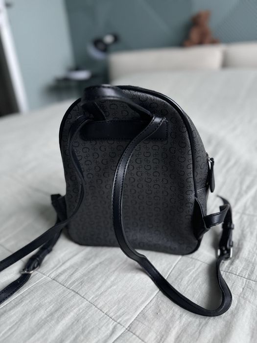 Рюкзак жіночий чи на підлітка від Guess