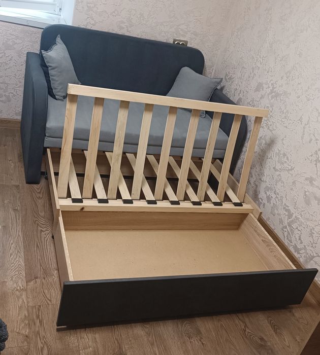 Розкладний диван Карлсон 1.3