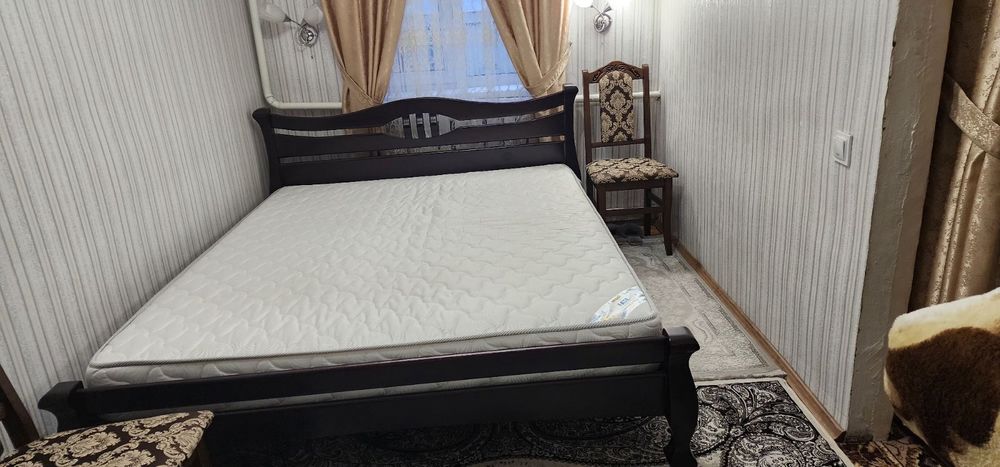Продам двухспальне ліжко