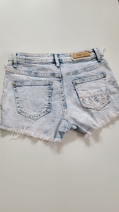 Shorty jeansowe z koronką XS