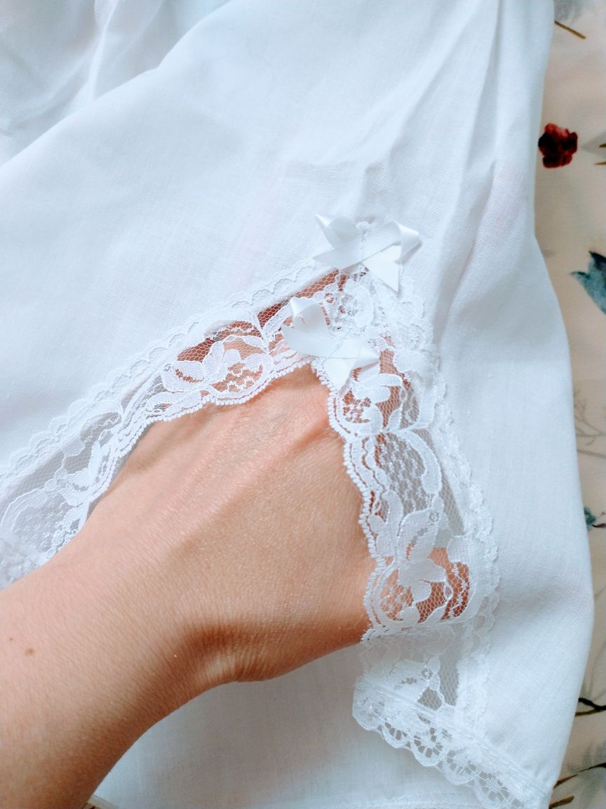 Piżama spodenki białe z efektownym wykończeniem