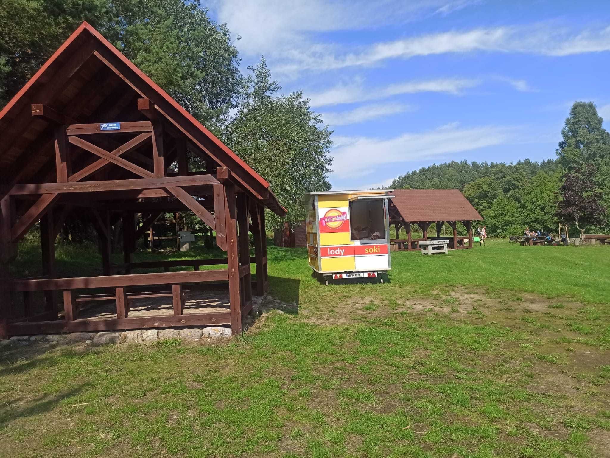 AGIDA. Domek 9 - 10 osobowy na wyłączność nad jeziorem noclegi Kaszuby