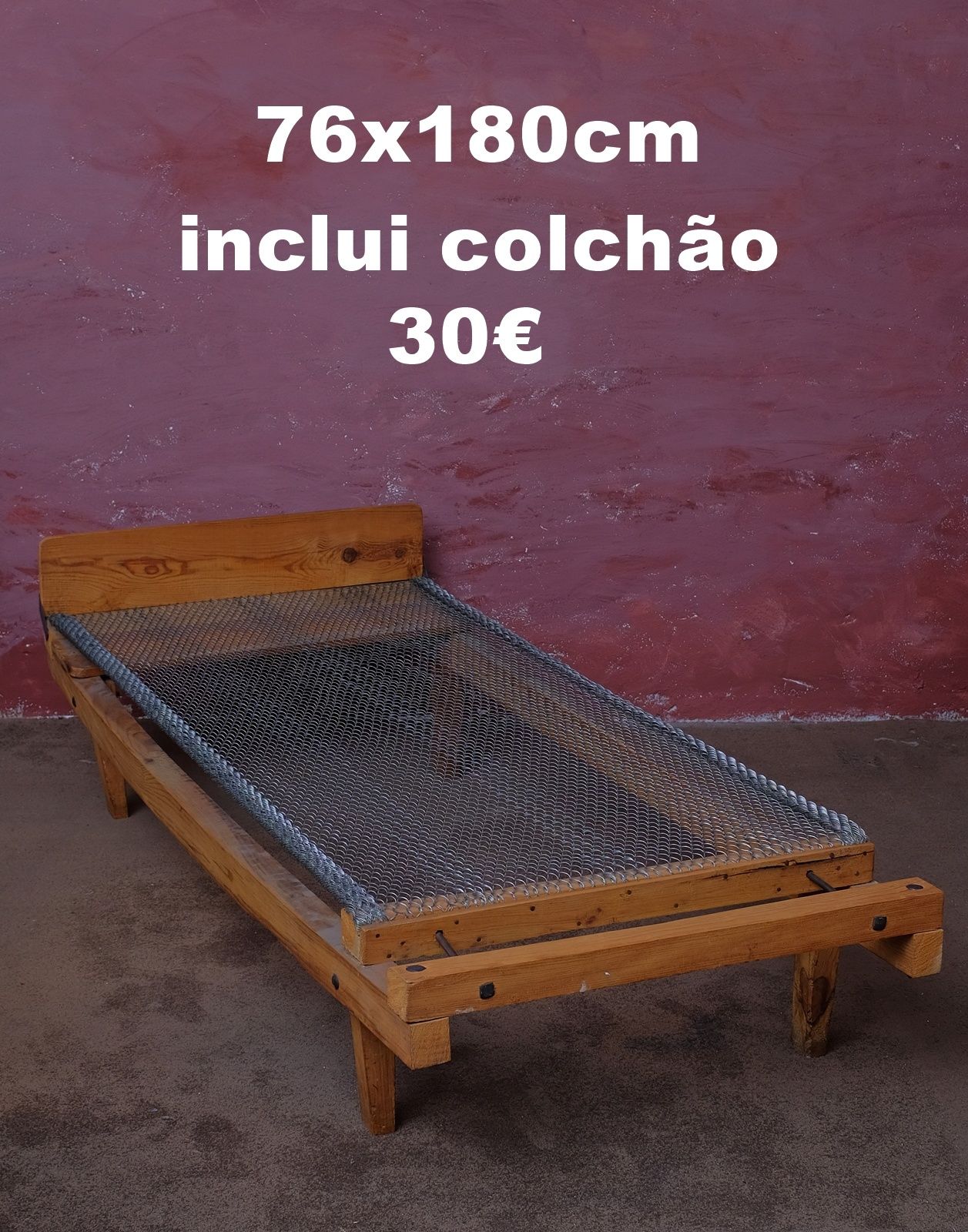 Cama solteiro centenária inclui colchão antiguidade