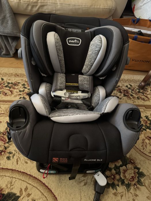 Автокресло Evenflo All4One DLX, от 1,8 до 54,4 кг Автокрісло Дитяче