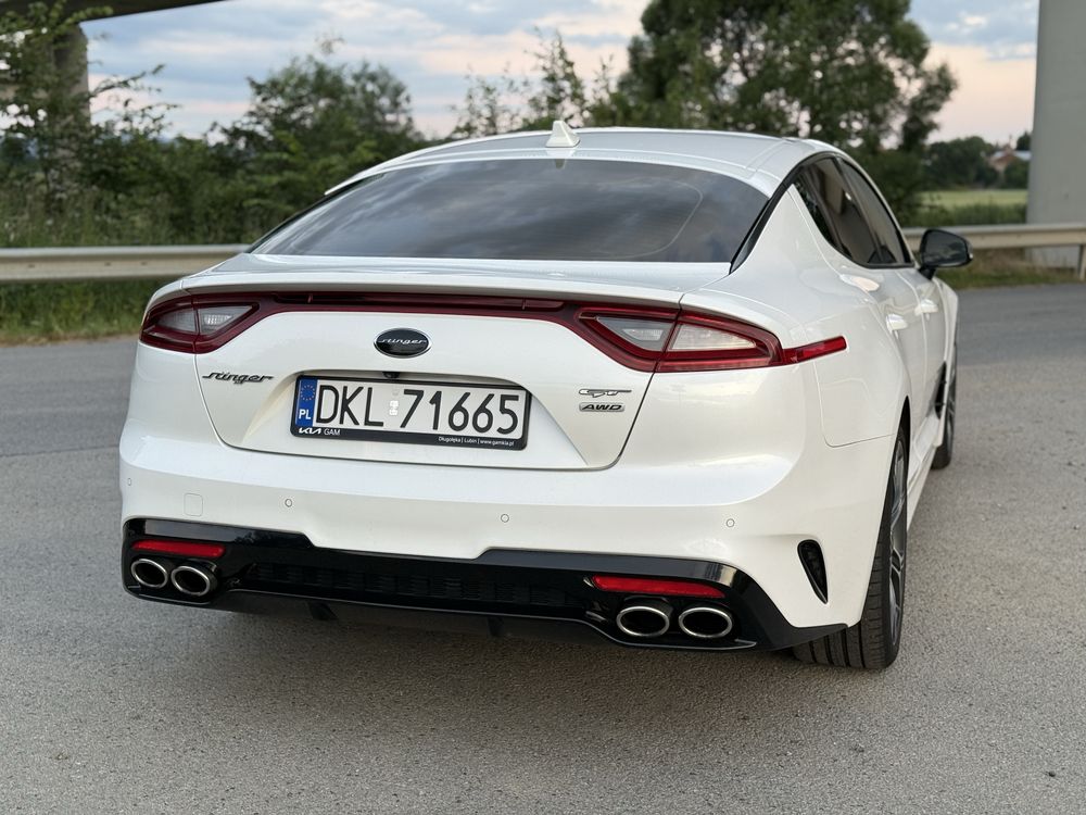 Kia Stinger 3.3 v6 4x4 Panorama, automat GT line