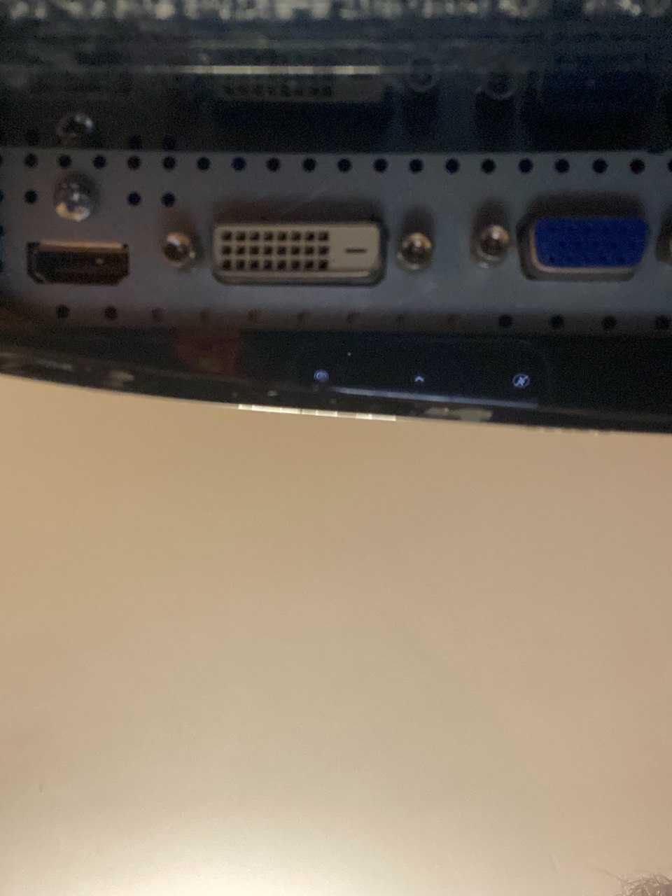 Monitory LG 23 cale. Nie pracujący. Na części lub do naprawy
