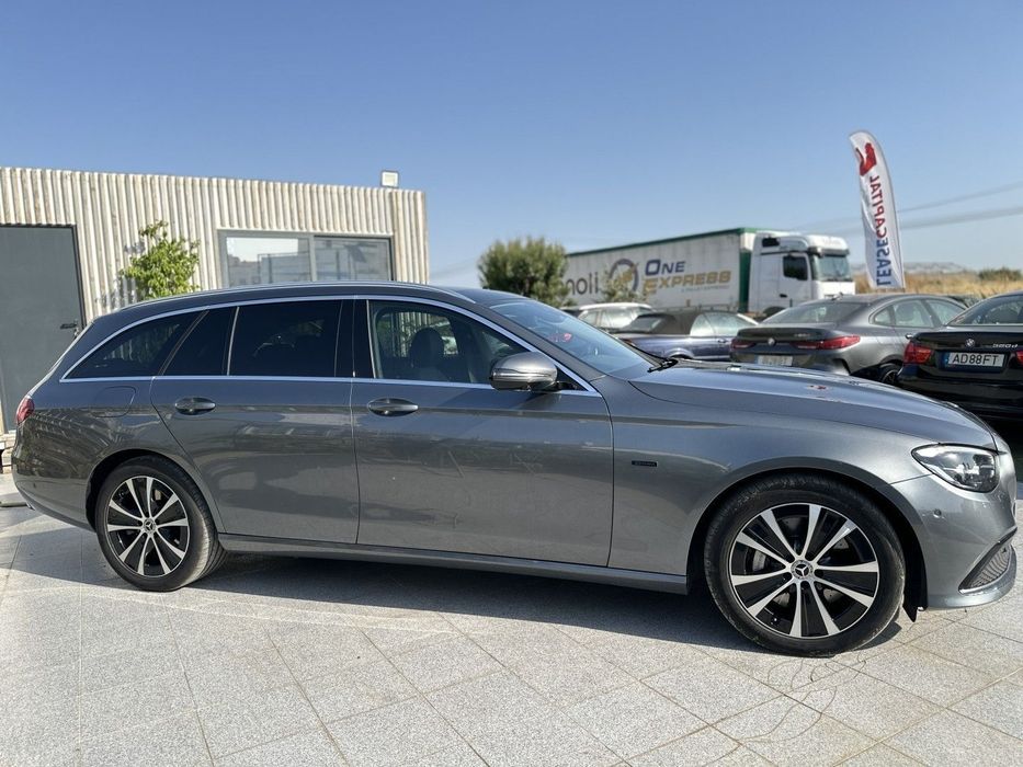 Mercedes-Benz E 300