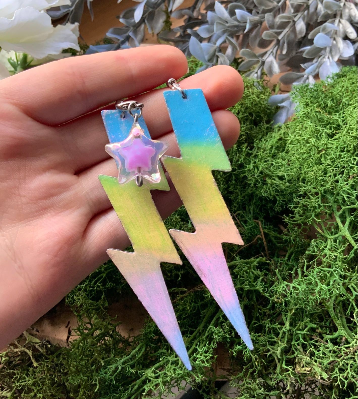 Kolczyki fairy key decora tęczowe rainbow brokatowe pioruny z zawieszk