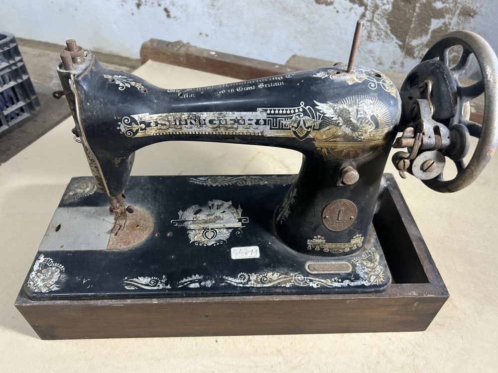 Vendo maquinas de costurar de marca Antigas