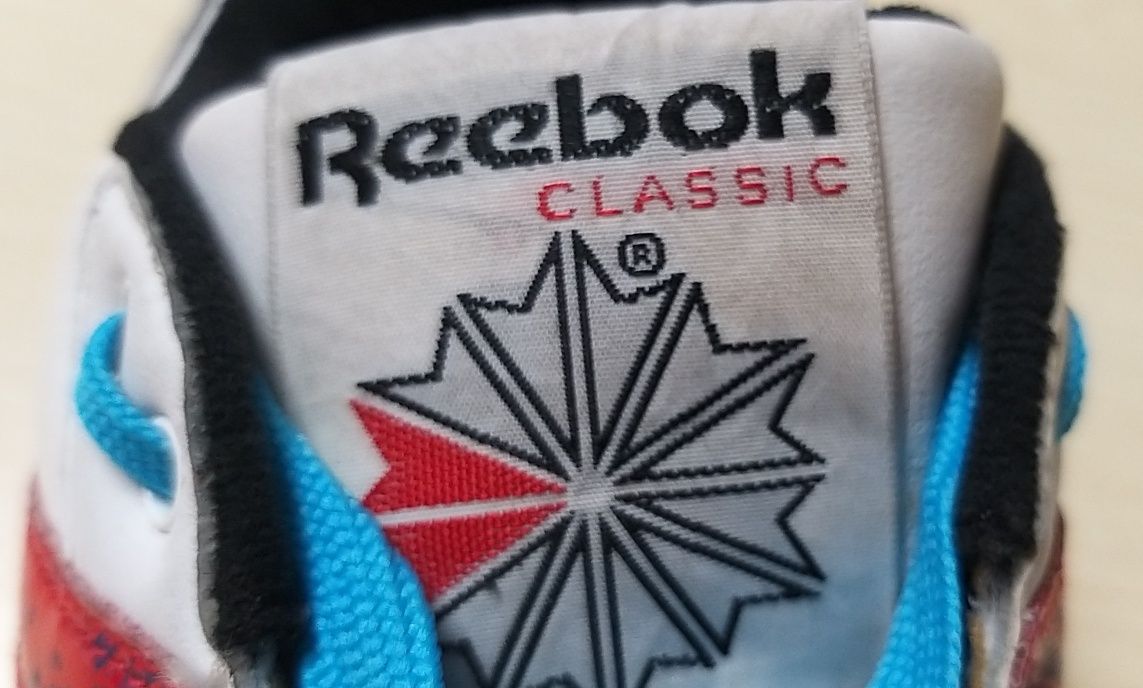 Ténis vintage Reebok.