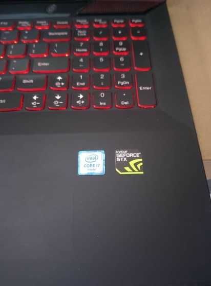 Portátil Lenovo Y700 | i7 Ecrã 17 - Gamming - Como novo